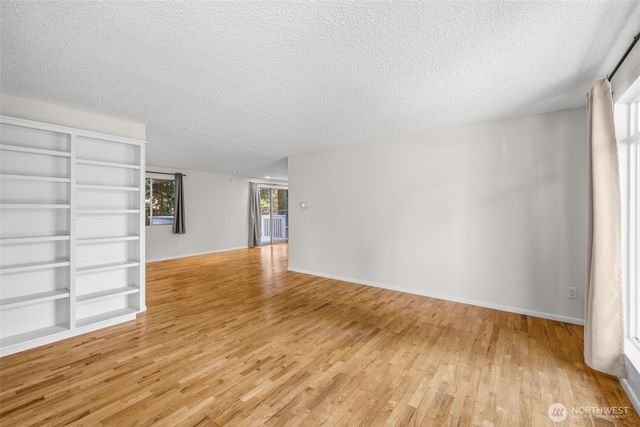 1550 172nd Avenue NE, Bellevue, WA 98008