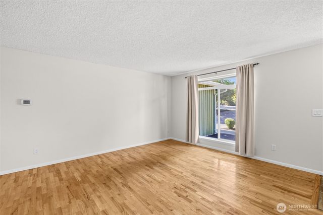 1550 172nd Avenue NE, Bellevue, WA 98008