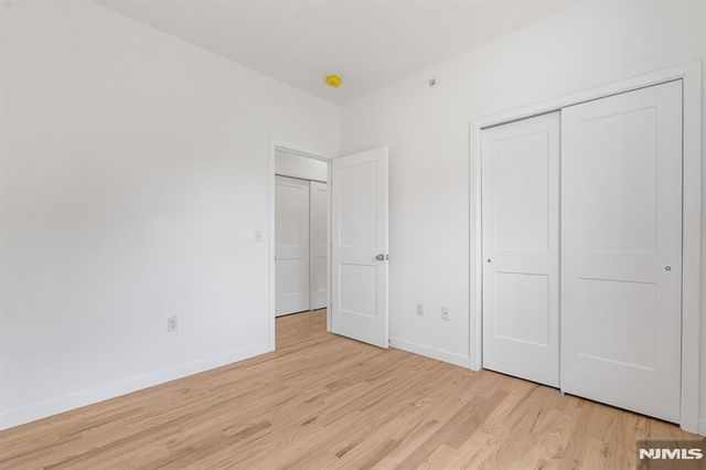 840 S 19th Street, Newark, NJ 07108