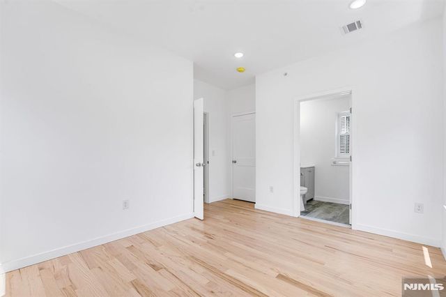 840 S 19th Street, Newark, NJ 07108