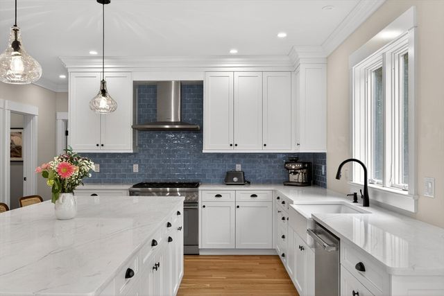 1025 Orleans Rd, Harwich, MA 02645