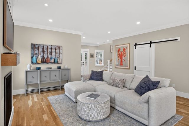 1025 Orleans Rd, Harwich, MA 02645