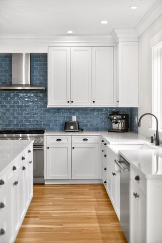 1025 Orleans Rd, Harwich, MA 02645