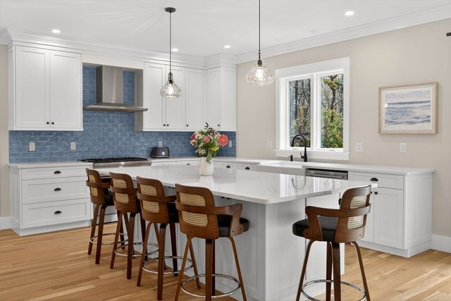 1025 Orleans Rd, Harwich, MA 02645