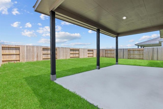 9022 Gull Canyon Drive, Baytown, TX 77521
