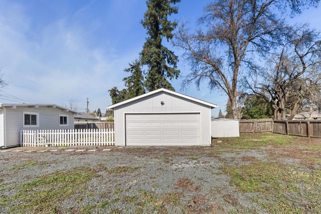 2431 Madrone St, Sutter, CA 95982