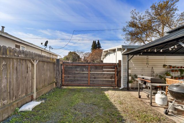 2431 Madrone St, Sutter, CA 95982