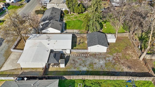 2431 Madrone St, Sutter, CA 95982