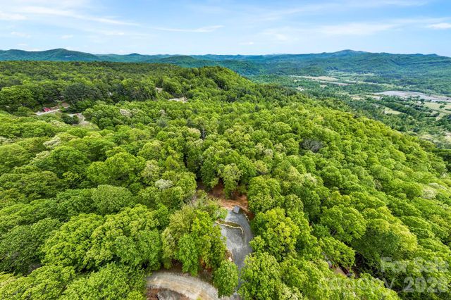 137 Bird Song Road 3, Penrose, NC 28766