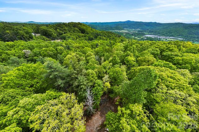 137 Bird Song Road 3, Penrose, NC 28766