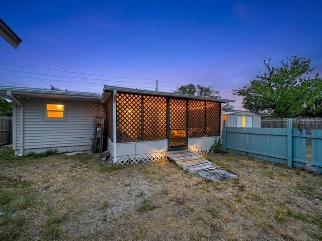 7018 54TH AVENUE N, St Petersburg, FL 33709