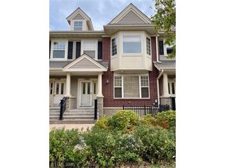 11305 Preswick Boulevard, Eden Prairie, MN 55344