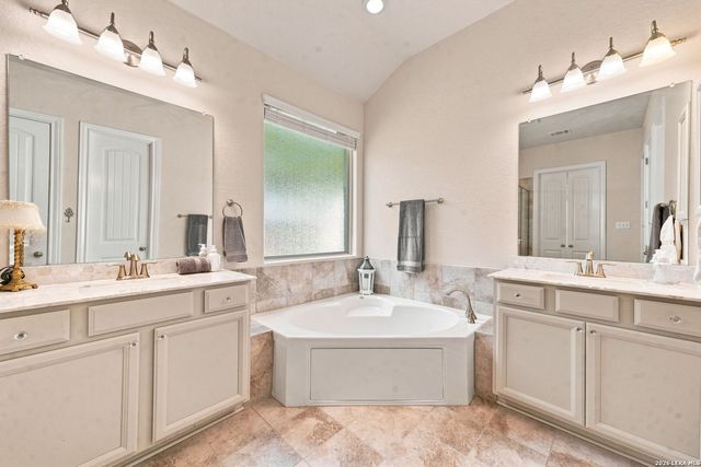 980 Water Oak, Schertz, TX 78154