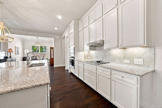 980 Water Oak, Schertz, TX 78154
