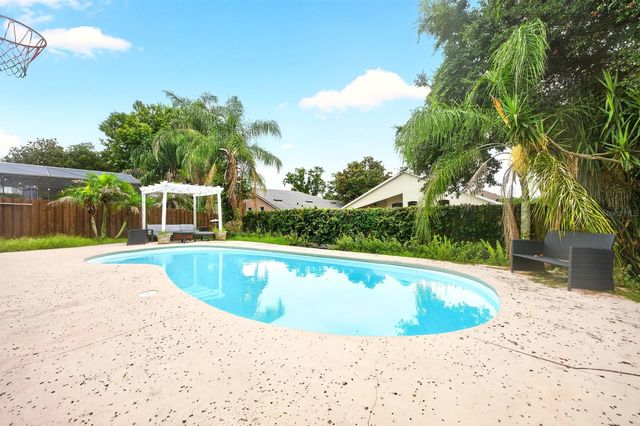 2551 WALNUT HEIGHTS ROAD, Apopka, FL 32703