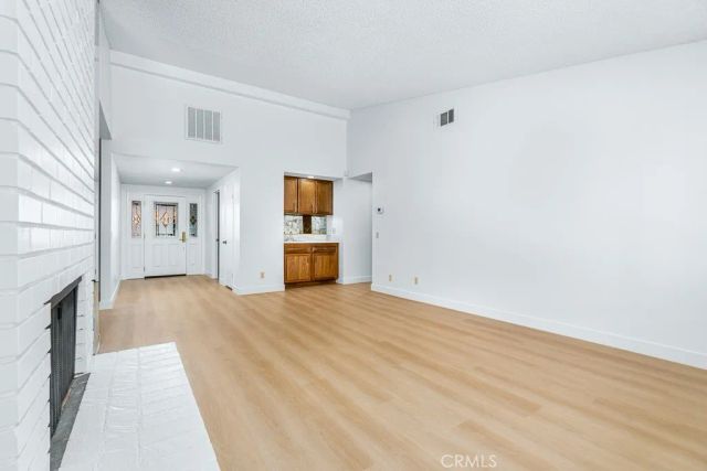 1329 Hickory Drive, Hemet, CA 92545