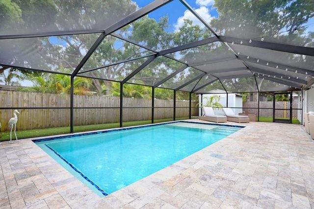 4404 W WISCONSIN AVENUE, Tampa, FL 33616