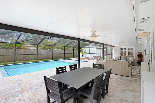 4404 W WISCONSIN AVENUE, Tampa, FL 33616