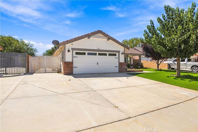3024 Holline Court, Lancaster, CA 93535