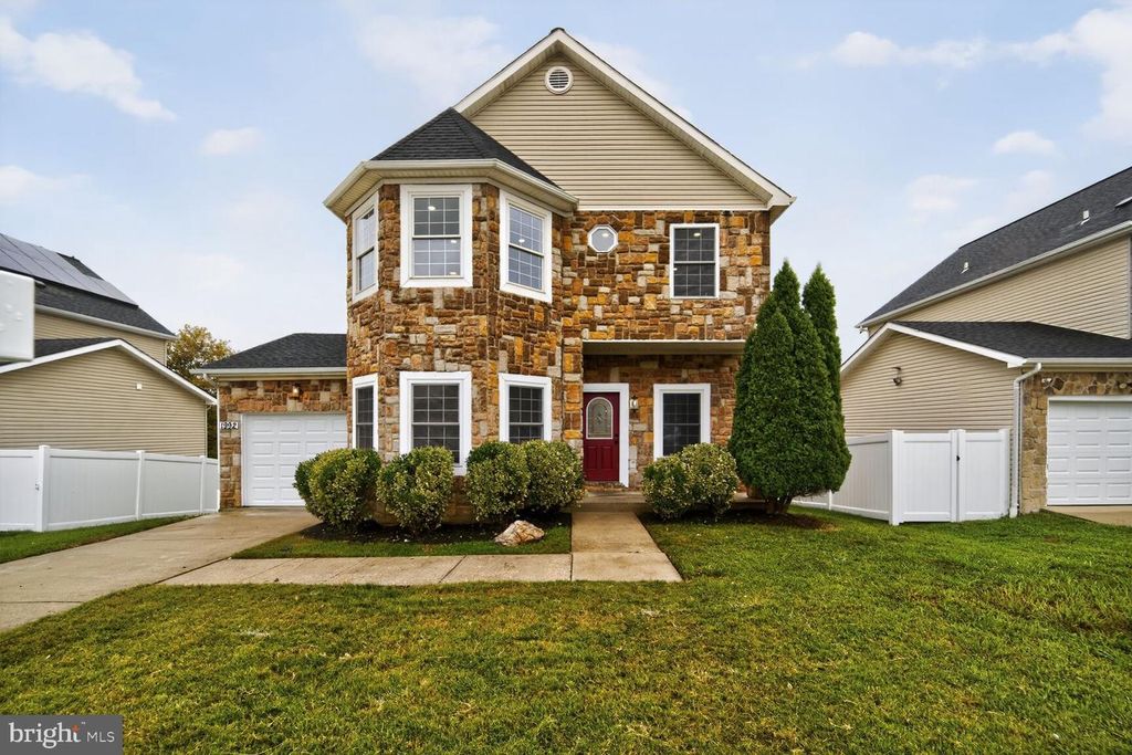 1992 RETTA GILLIAM CT SE, Washington, DC 20020