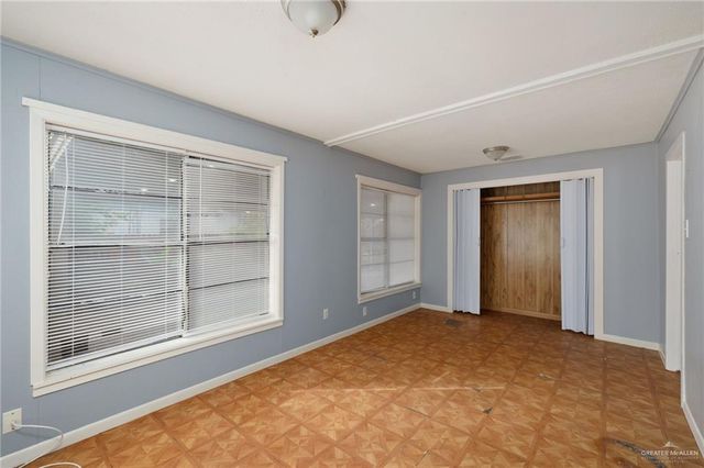 709 N 9th Place, Alamo, TX 78516