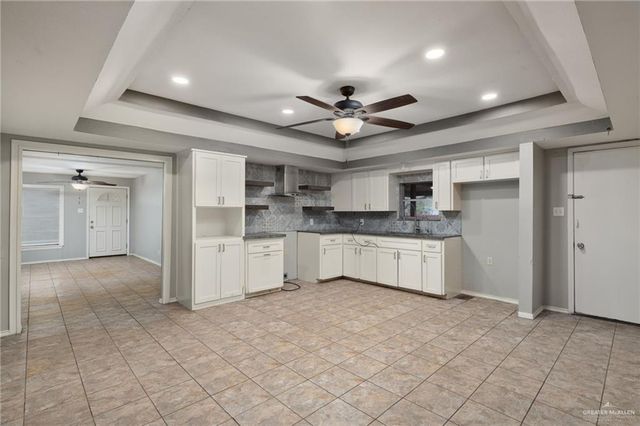 709 N 9th Place, Alamo, TX 78516