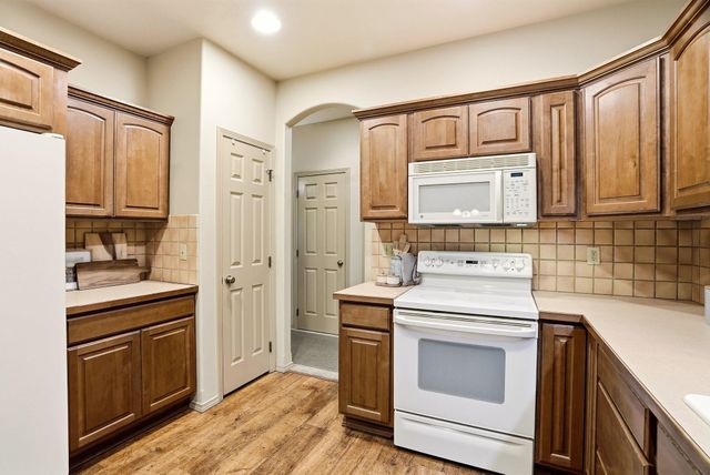 1609 E 54th Ln, Spokane, WA 99223