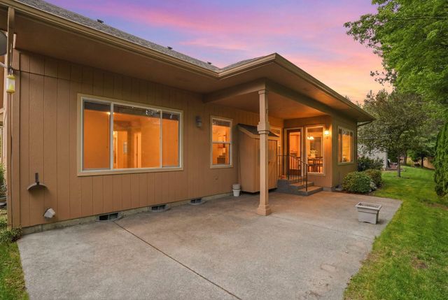 1609 E 54th Ln, Spokane, WA 99223