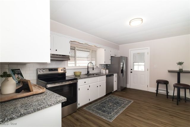 644 Mill Rd, Ravenna, OH 44266