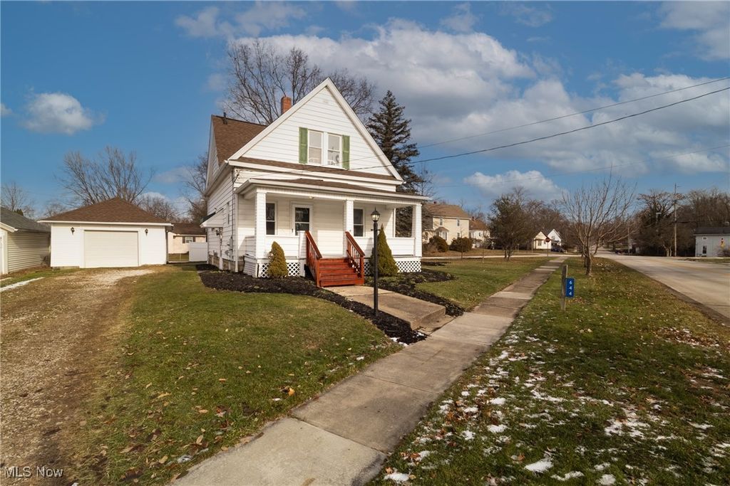 644 Mill Rd, Ravenna, OH 44266