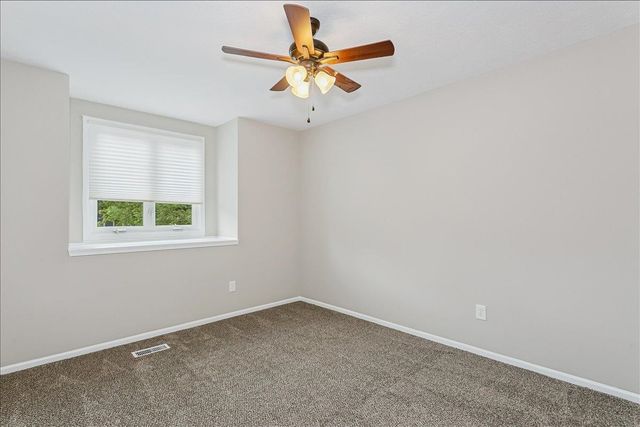 231 E Forest Park Ct, Derby, KS 67037
