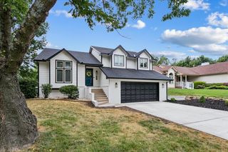 231 E Forest Park Ct, Derby, KS 67037