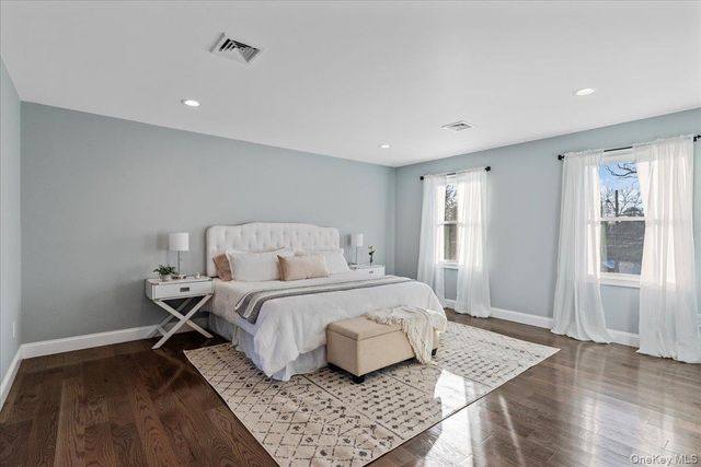 71 Stuyvesant Avenue, Mastic, NY 11950