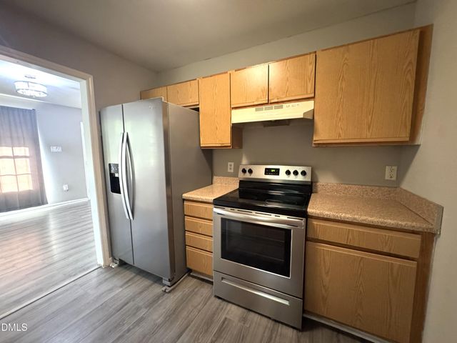 6158 Lonestar Road, Fayetteville, NC 28303