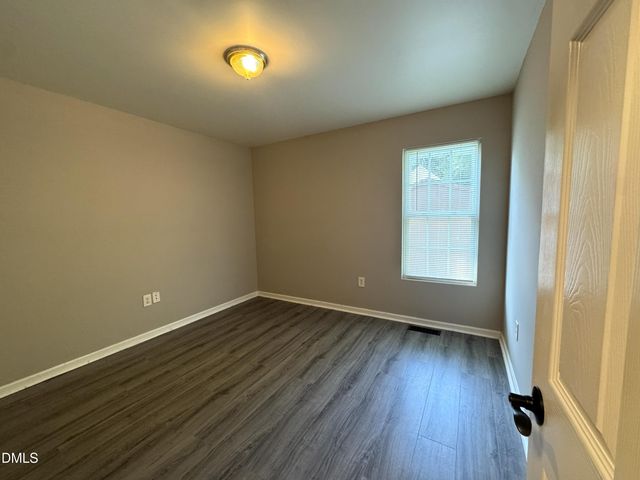 6158 Lonestar Road, Fayetteville, NC 28303