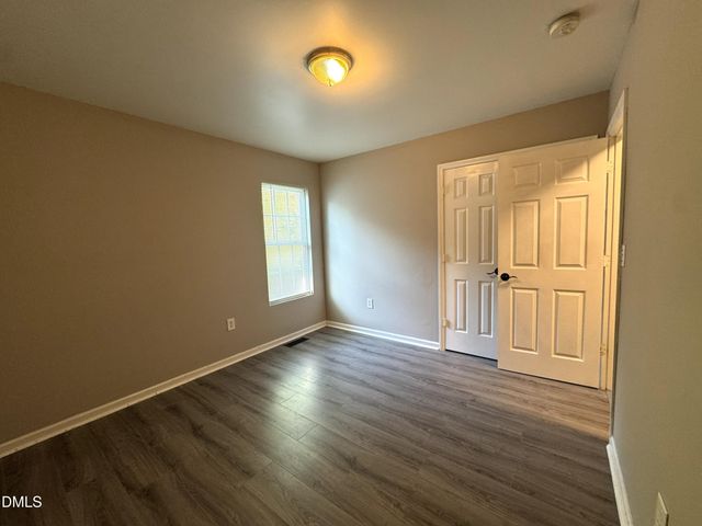 6158 Lonestar Road, Fayetteville, NC 28303