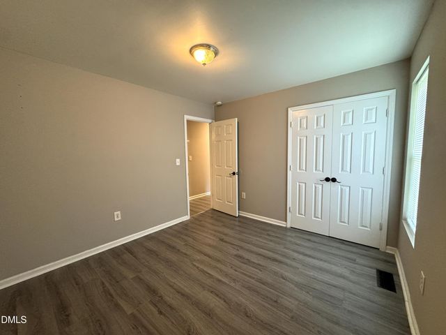 6158 Lonestar Road, Fayetteville, NC 28303