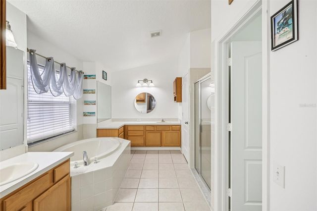 1901 HEARTLAND CIRCLE, Valrico, FL 33594