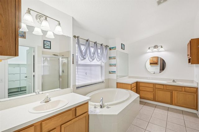 1901 HEARTLAND CIRCLE, Valrico, FL 33594