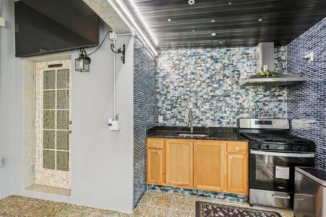 1901 HEARTLAND CIRCLE, Valrico, FL 33594