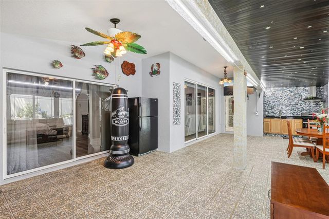 1901 HEARTLAND CIRCLE, Valrico, FL 33594