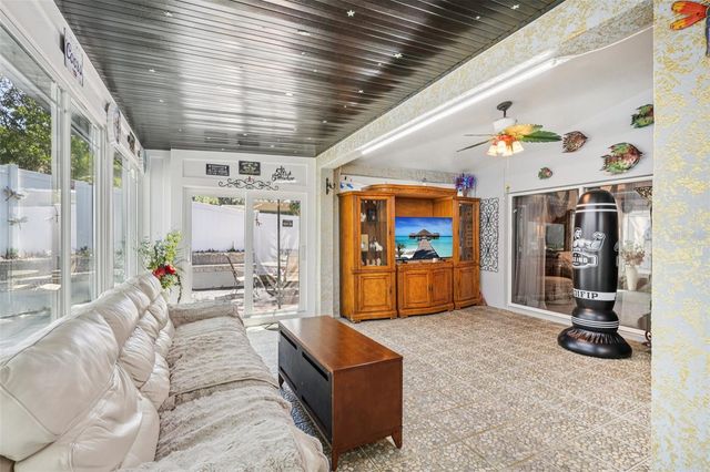 1901 HEARTLAND CIRCLE, Valrico, FL 33594