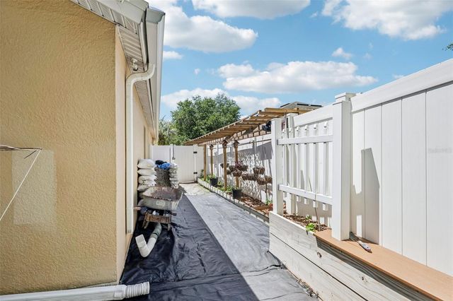 1901 HEARTLAND CIRCLE, Valrico, FL 33594