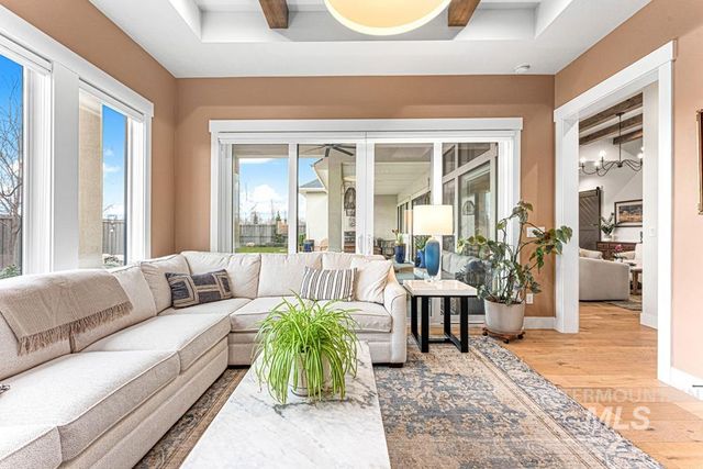 4936 W Tia Inez St, Eagle, ID 83616