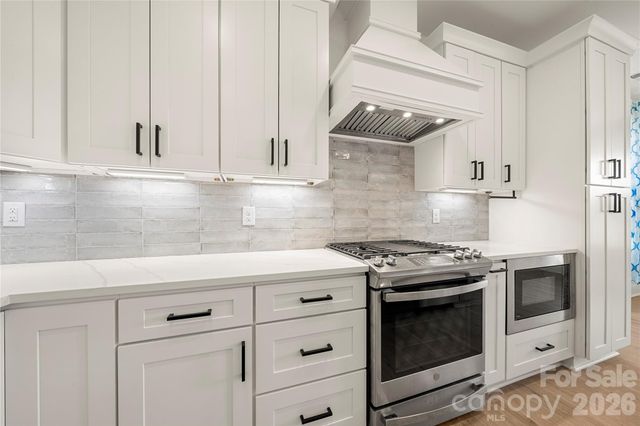 11352 Timber Ridge Road, Charlotte, NC 28213