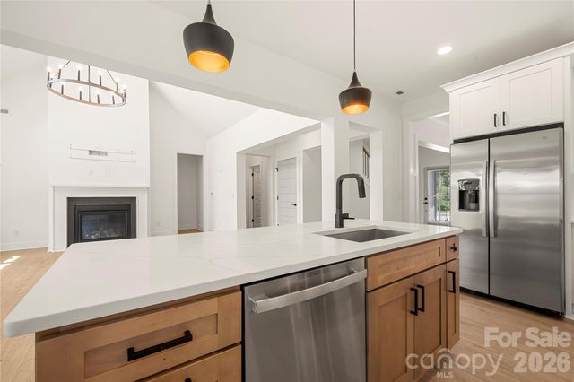 11352 Timber Ridge Road, Charlotte, NC 28213