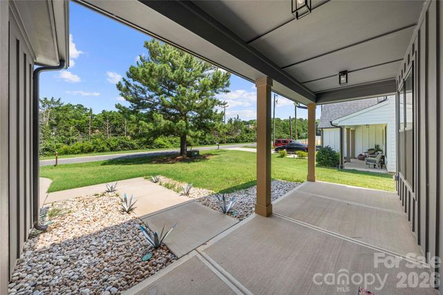11352 Timber Ridge Road, Charlotte, NC 28213