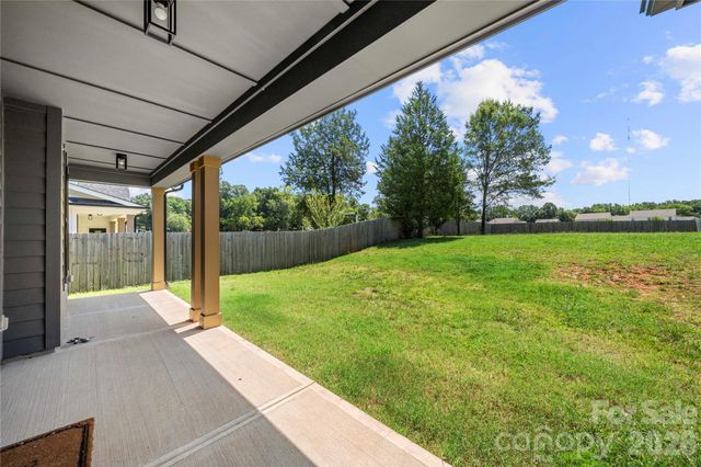 11352 Timber Ridge Road, Charlotte, NC 28213