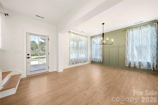 11352 Timber Ridge Road, Charlotte, NC 28213