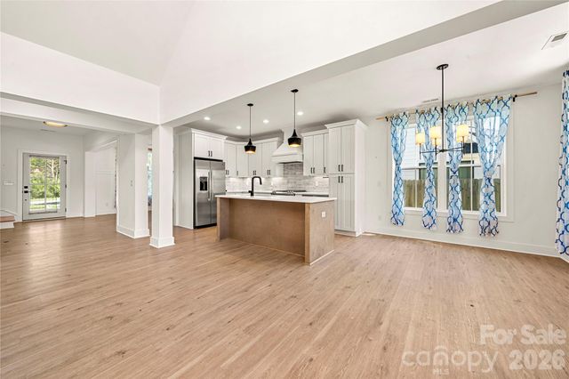 11352 Timber Ridge Road, Charlotte, NC 28213